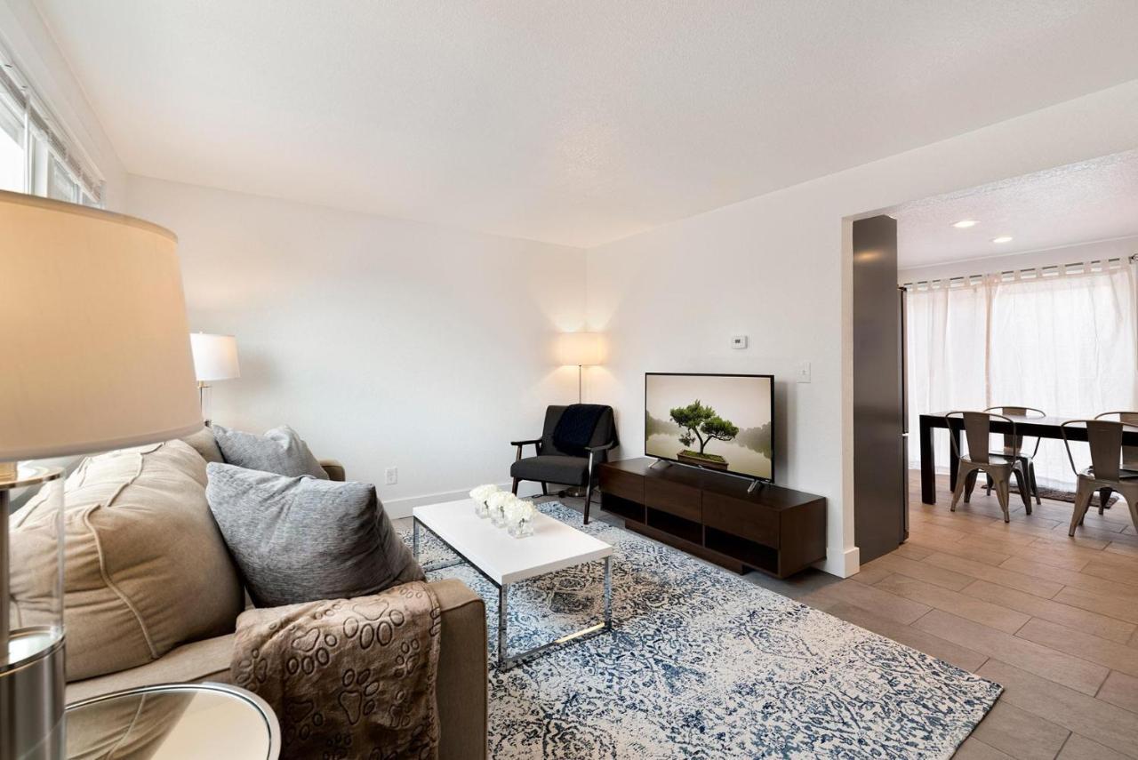 Comfortable Abode Near Historic Downtown 러브랜드 외부 사진